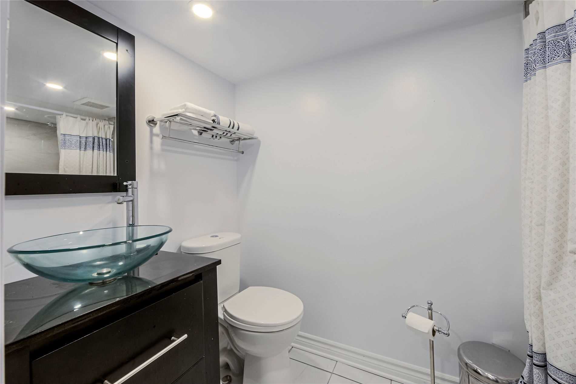 34 Roseneath Gdns Property Photo 26