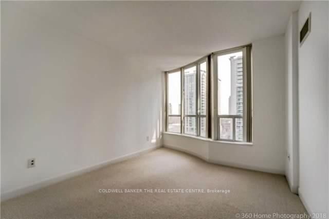 33 E Sheppard Ave #1003 Property Photo 9