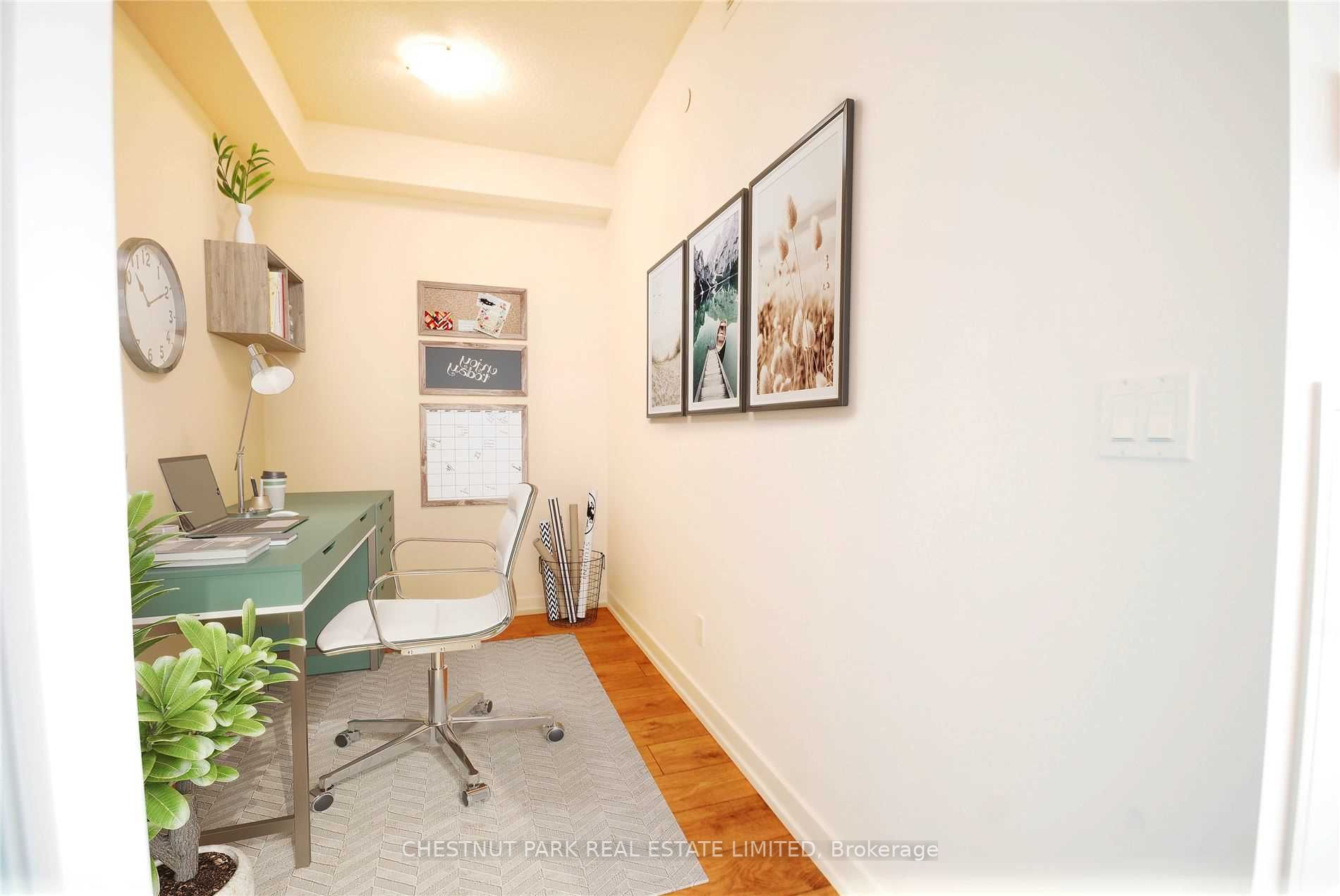 297 College St #1208 Property Photo 5