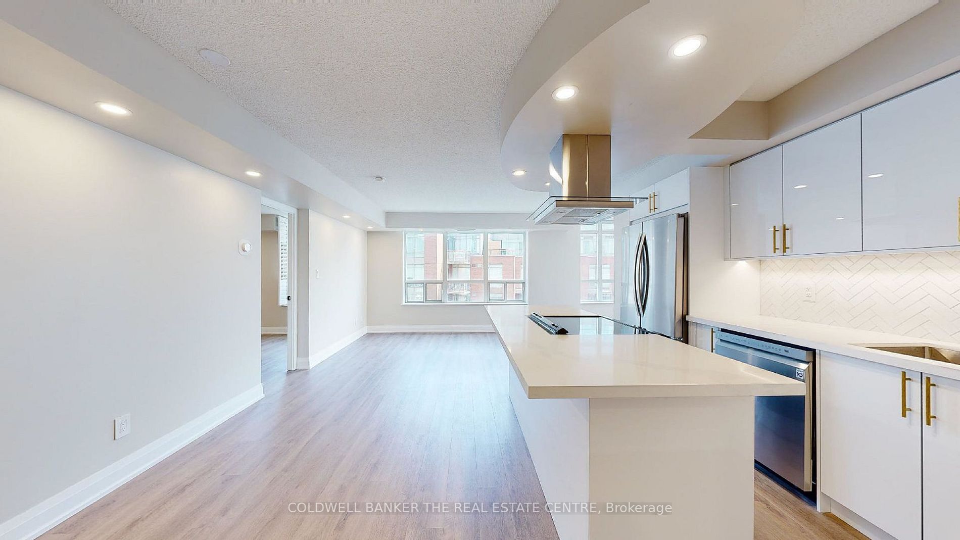 550 Queens Quay W 1027 Property Photo 5