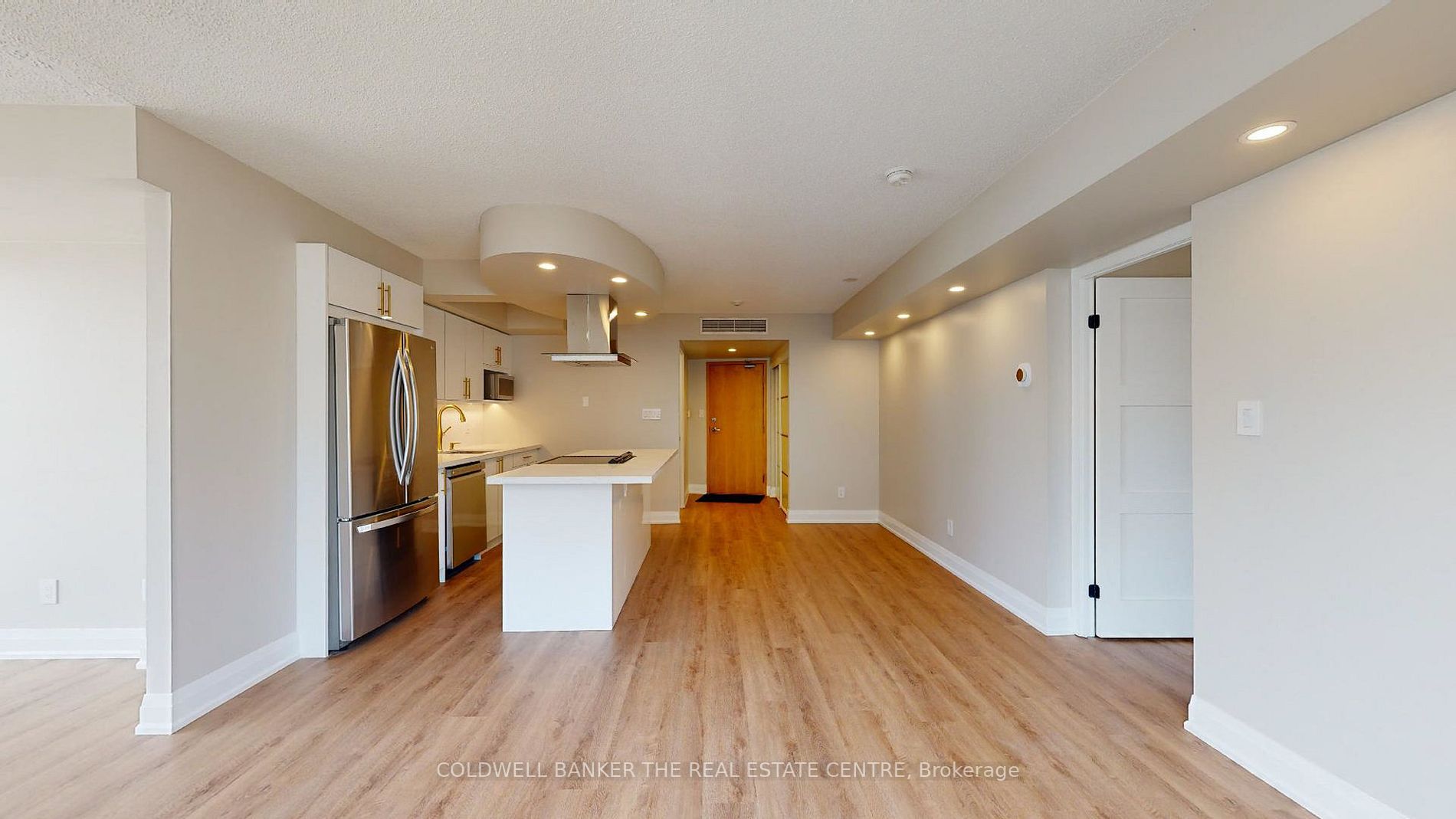 550 Queens Quay W 1027 Property Photo 6