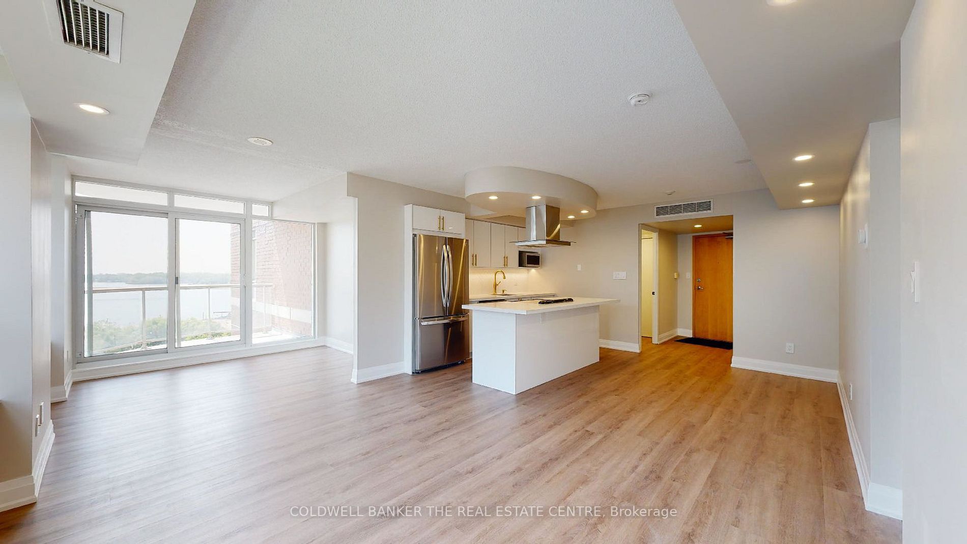 550 Queens Quay W 1027 Property Photo 9