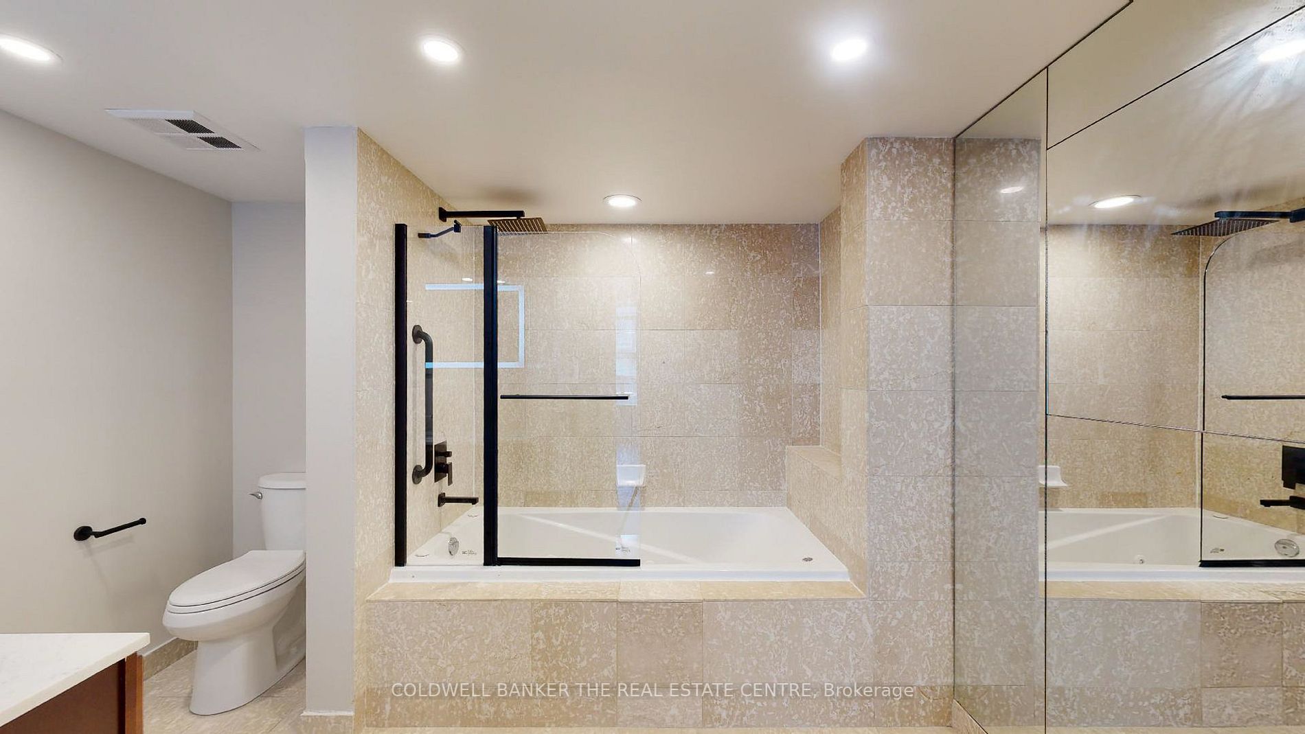 550 Queens Quay W 1027 Property Photo 24