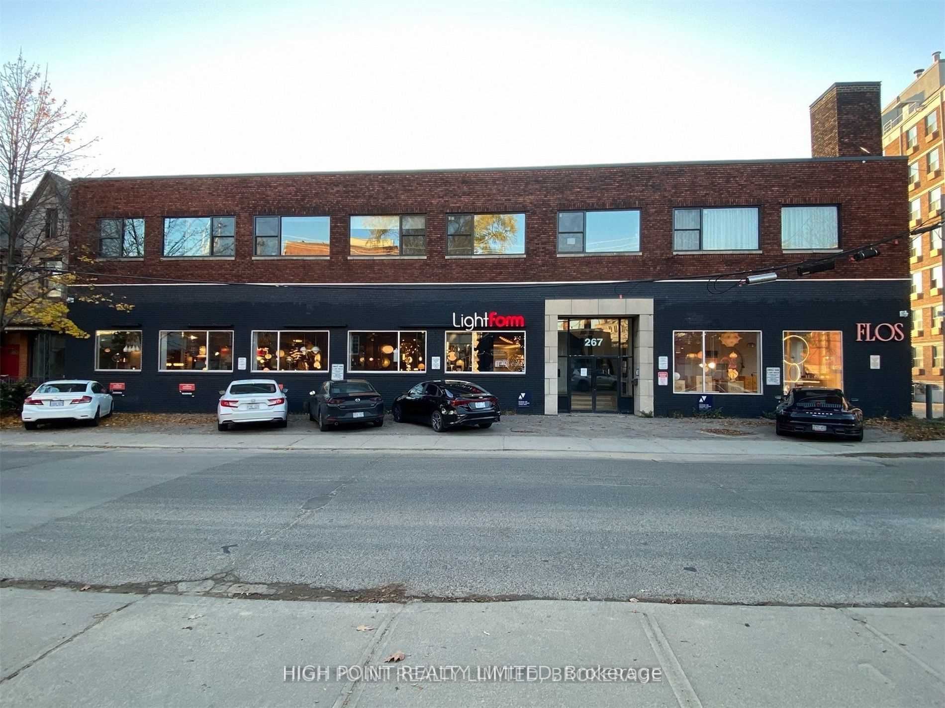 #201 - 267 Niagara Street Property Photo 1