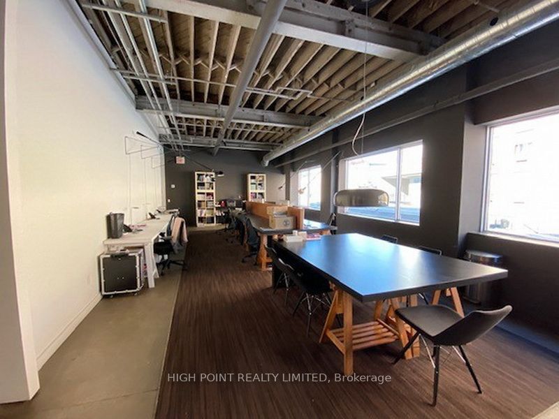 267 Niagara Street Property Photo 16