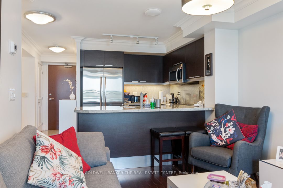 650 Sheppard Ave E 9 Property Photo 15