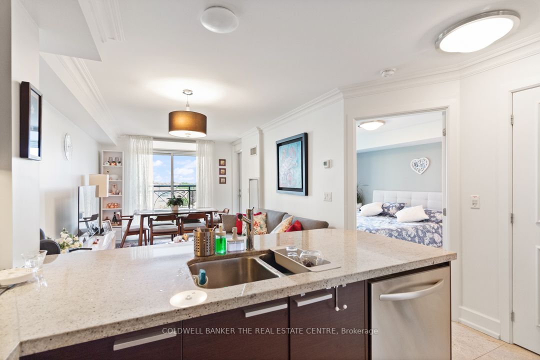 650 Sheppard Ave E 9 Property Photo 18