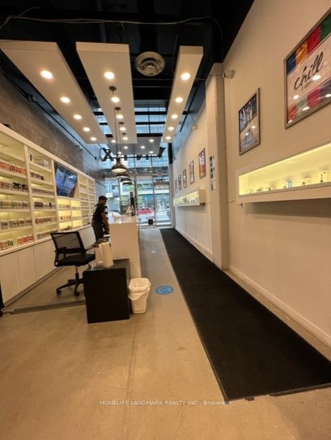 4750 Yonge St Property Photo 2