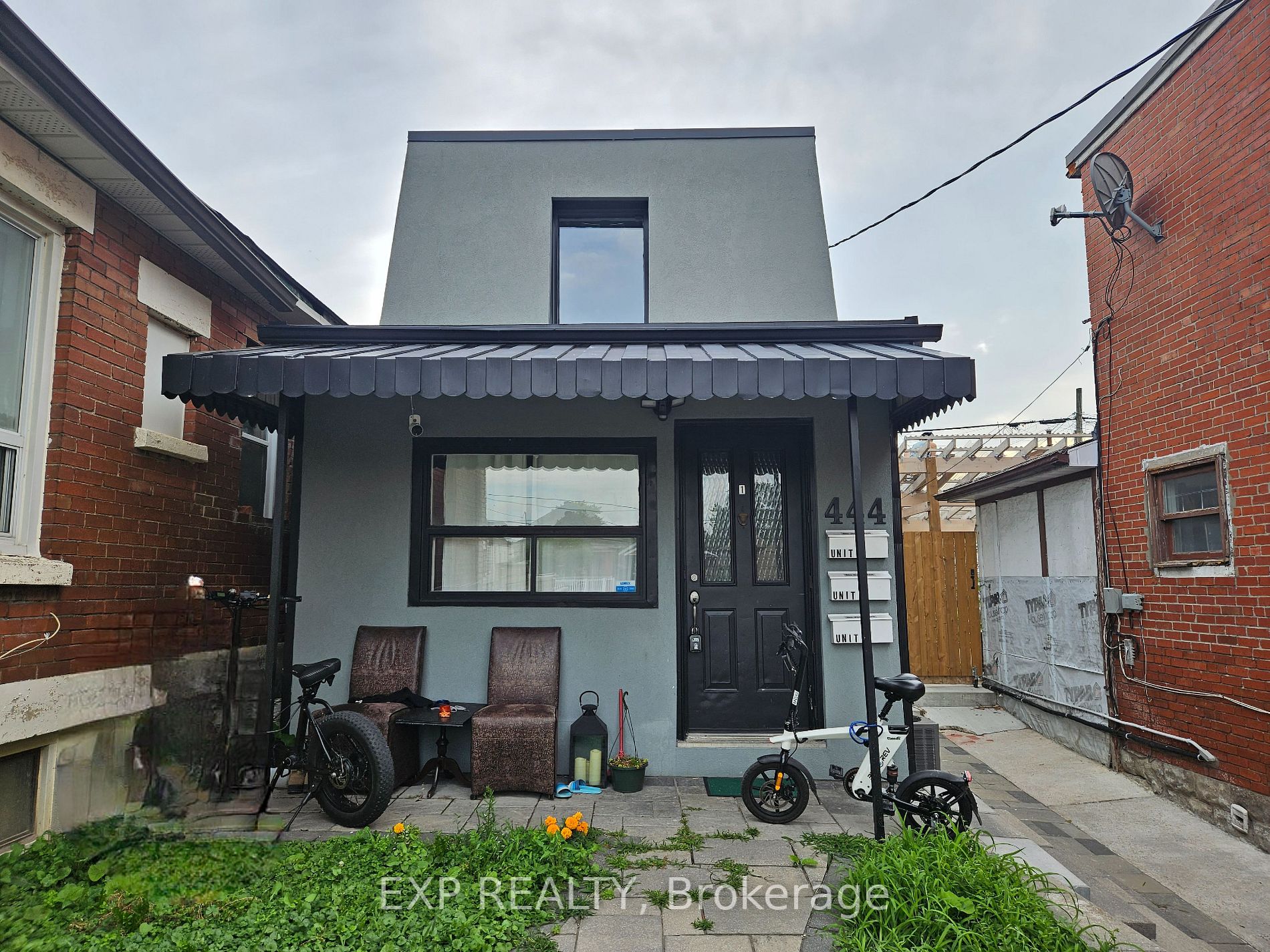 444 Westmount Ave Property Photo 1