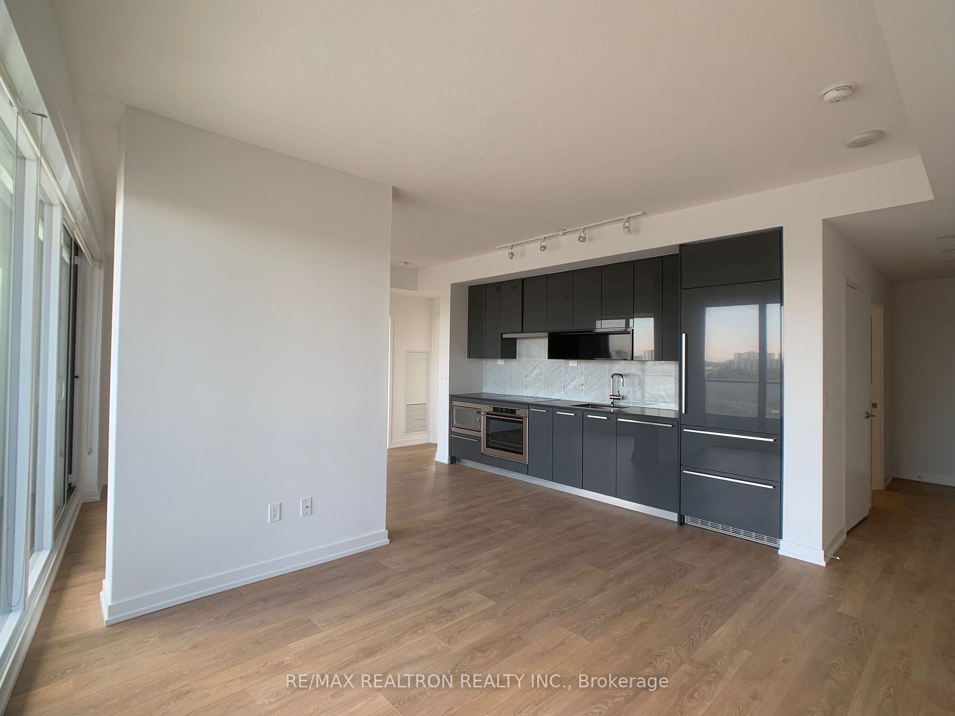 117 Mcmahon Dr 02 Property Photo 1