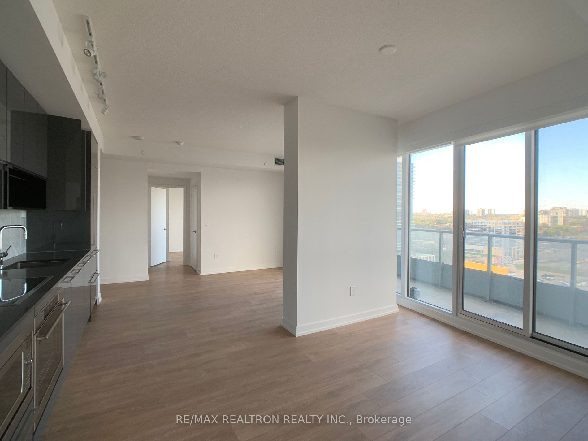 117 Mcmahon Dr 02 Property Photo 4