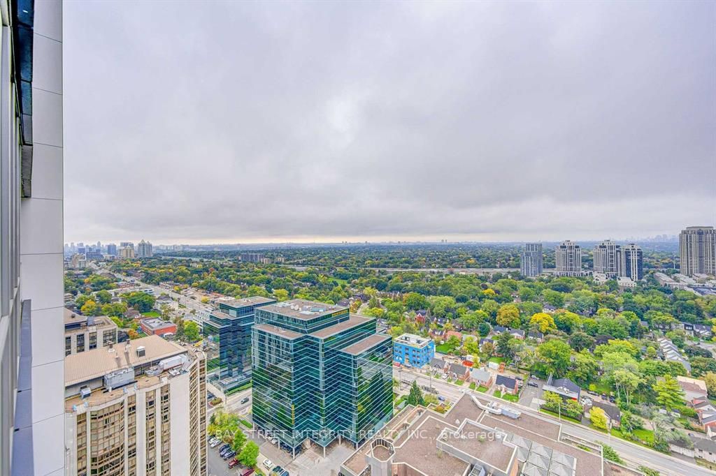88 Sheppard Ave E 04 Property Photo 27