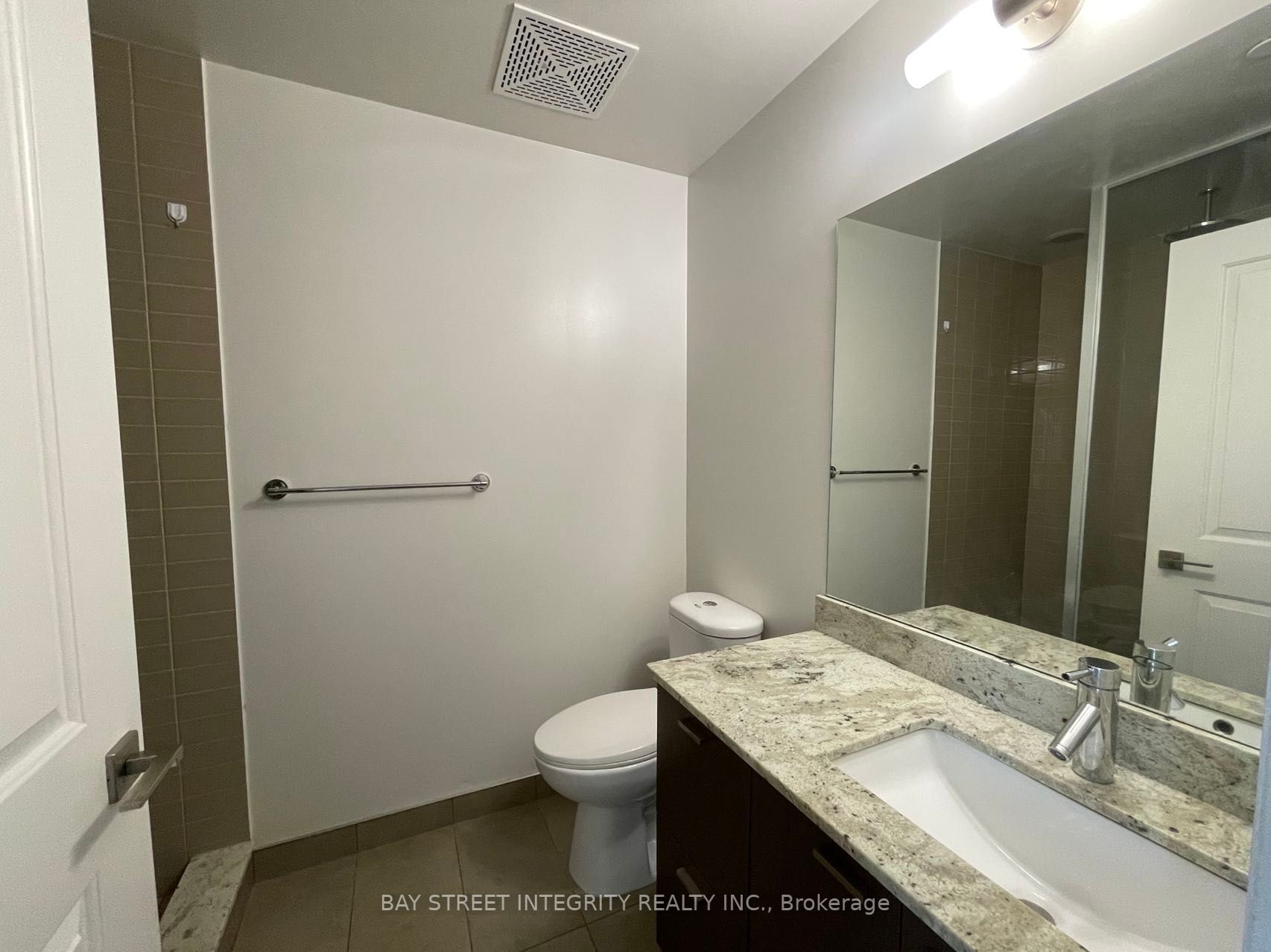 88 Sheppard Ave E 04 Property Photo 30