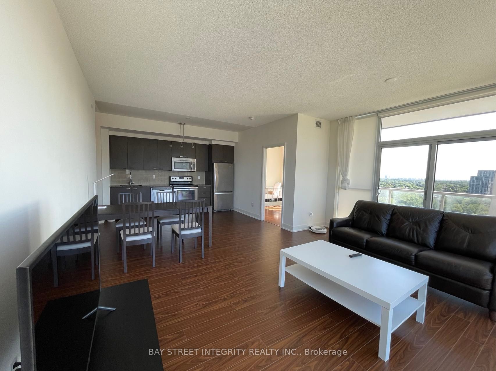 88 Sheppard Ave E 04 Property Photo 32