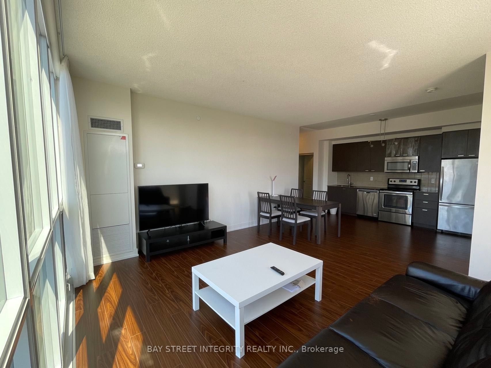 88 Sheppard Ave E 04 Property Photo 35