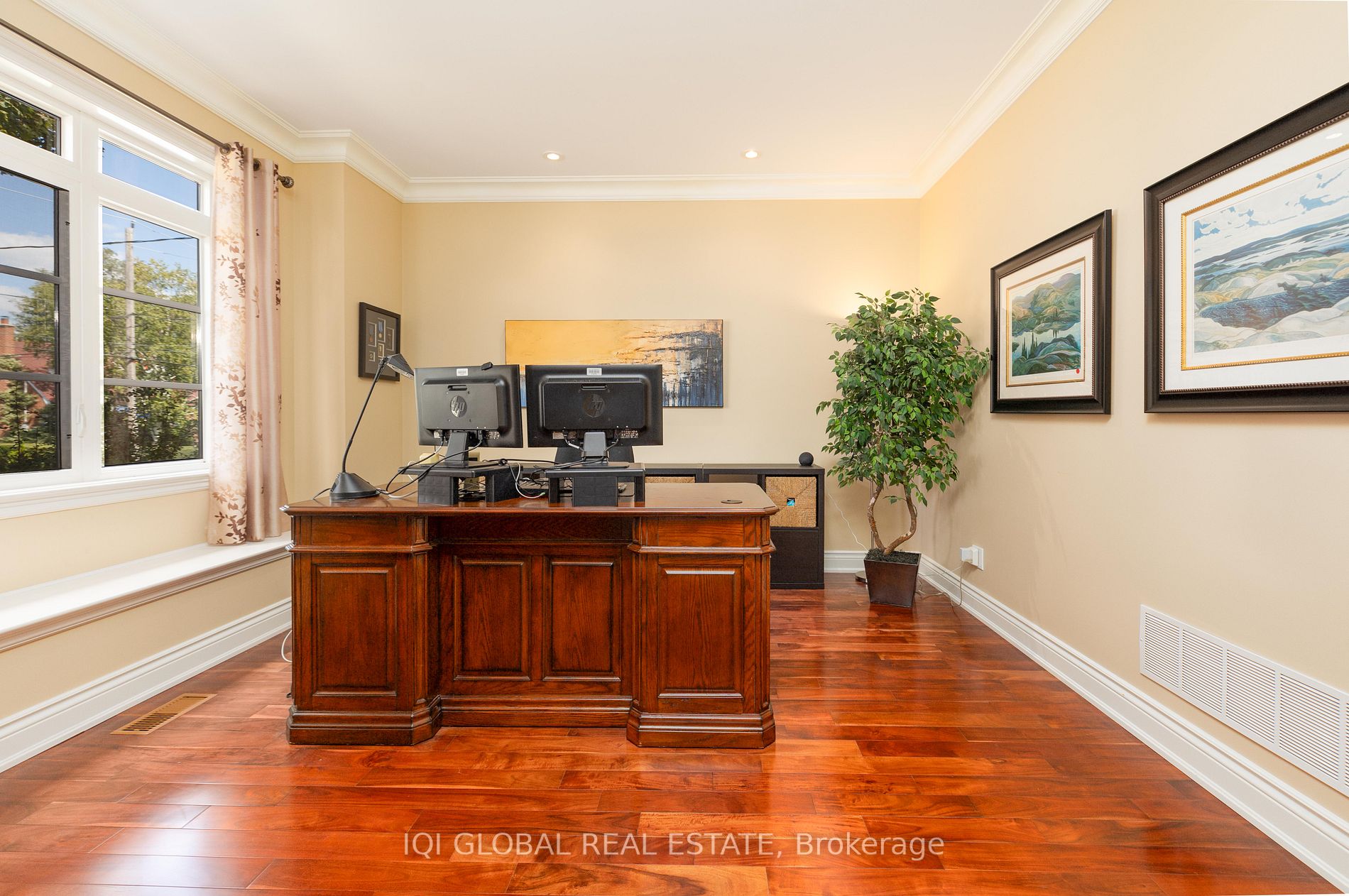 21 Devondale Ave Property Photo 6