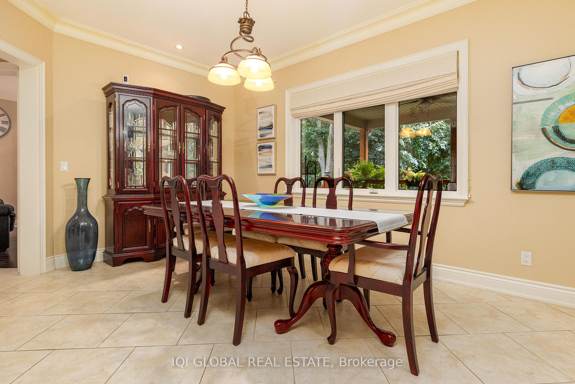 21 Devondale Ave Property Photo 10
