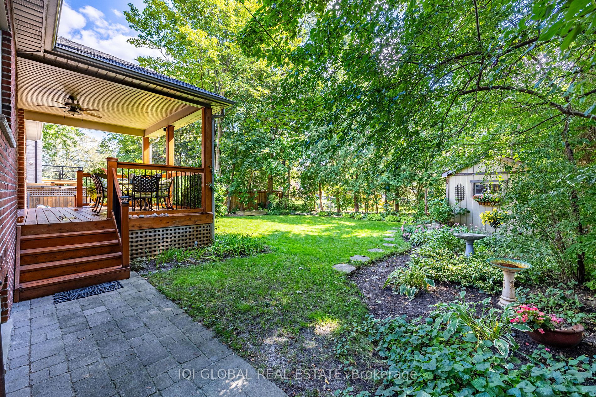 21 Devondale Ave Property Photo 36