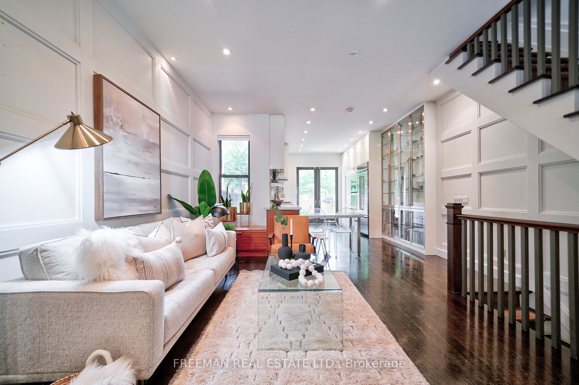 15 Laurier Ave Property Photo 8
