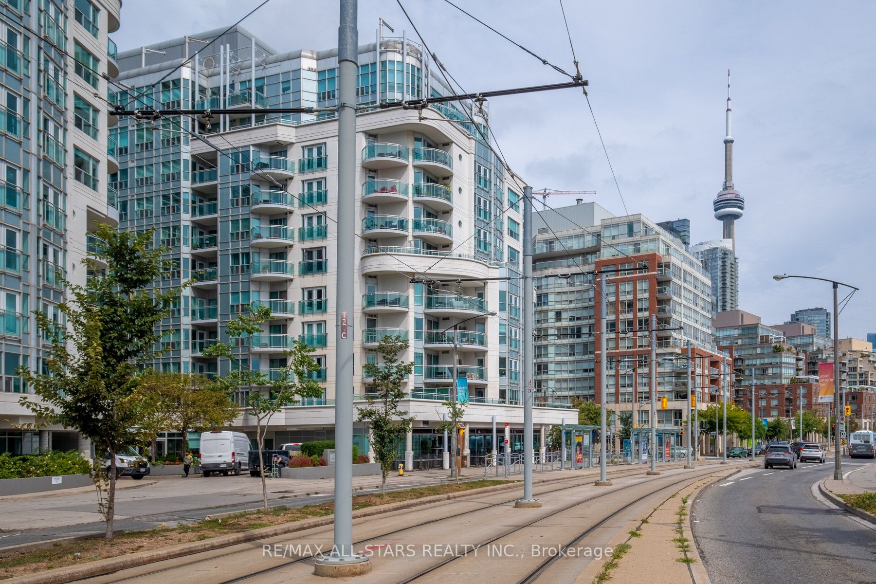 600 Queens Quay W Property Photo 6