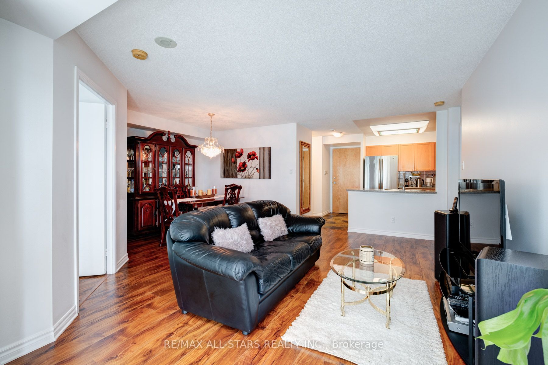 600 Queens Quay W Property Photo 9
