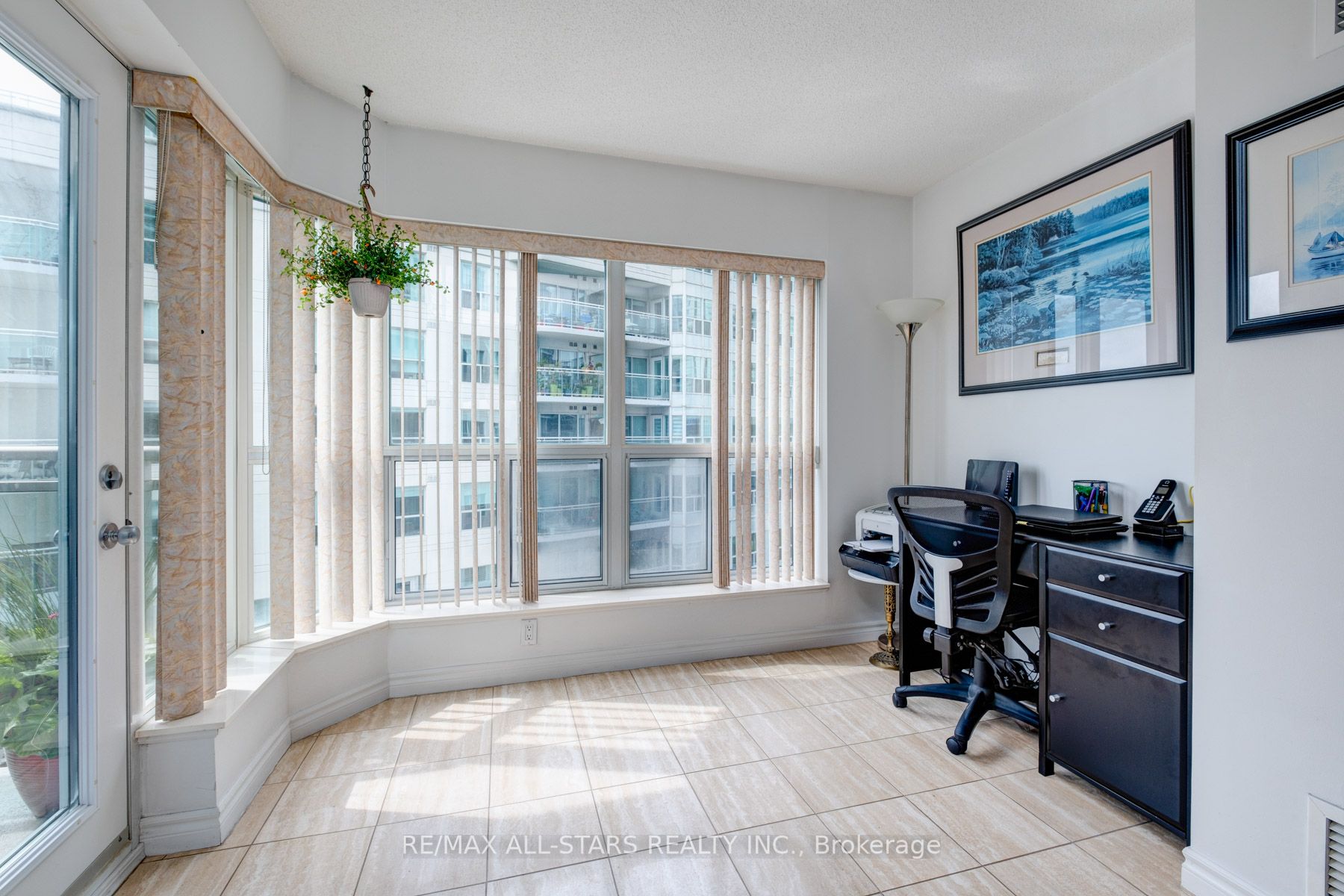600 Queens Quay W Property Photo 14