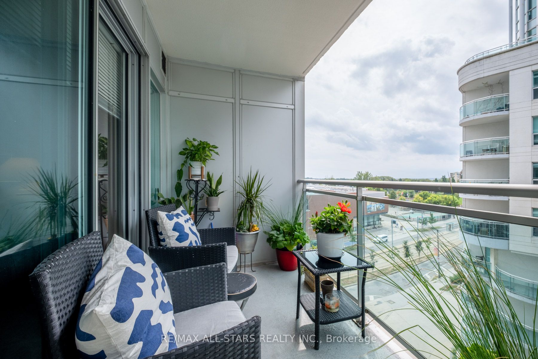 600 Queens Quay W Property Photo 28