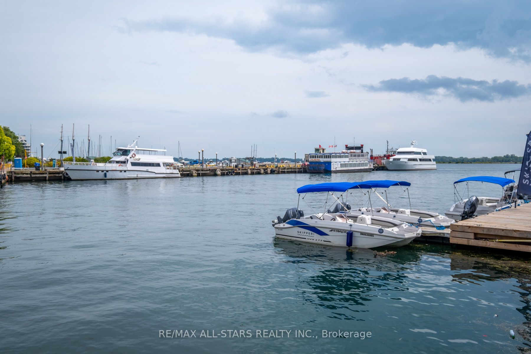 600 Queens Quay W Property Photo 31
