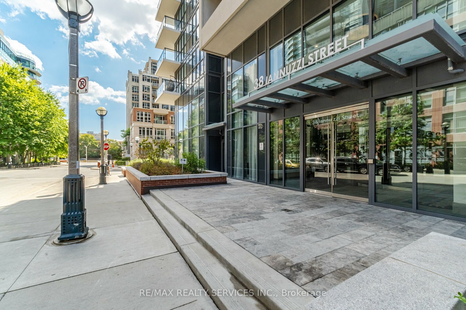 38 Iannuzzi St 02 Property Photo 1
