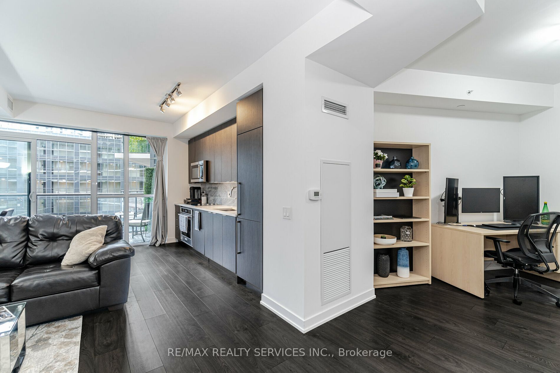 38 Iannuzzi St 02 Property Photo 8