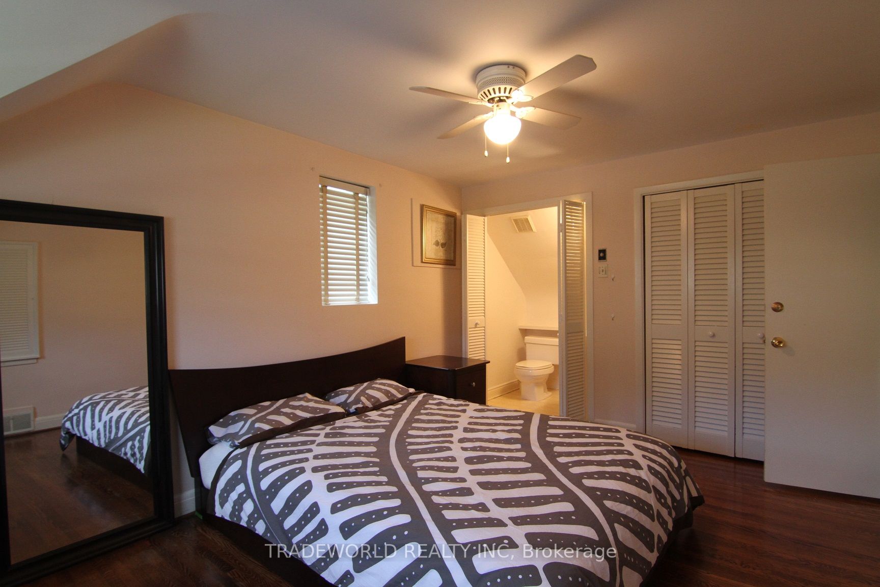 107 Elmwood Ave Property Photo 8