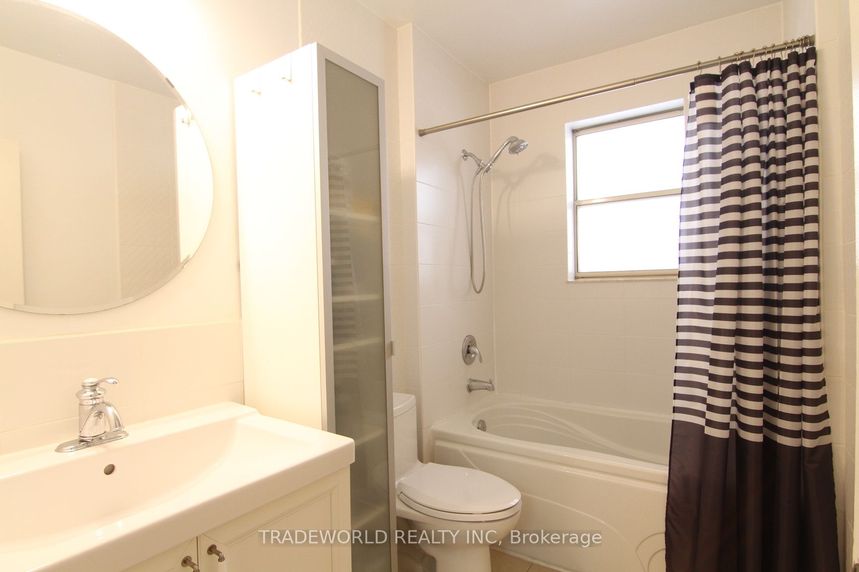 107 Elmwood Ave Property Photo 12