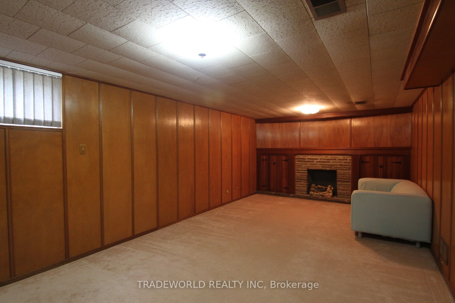 107 Elmwood Ave Property Photo 14