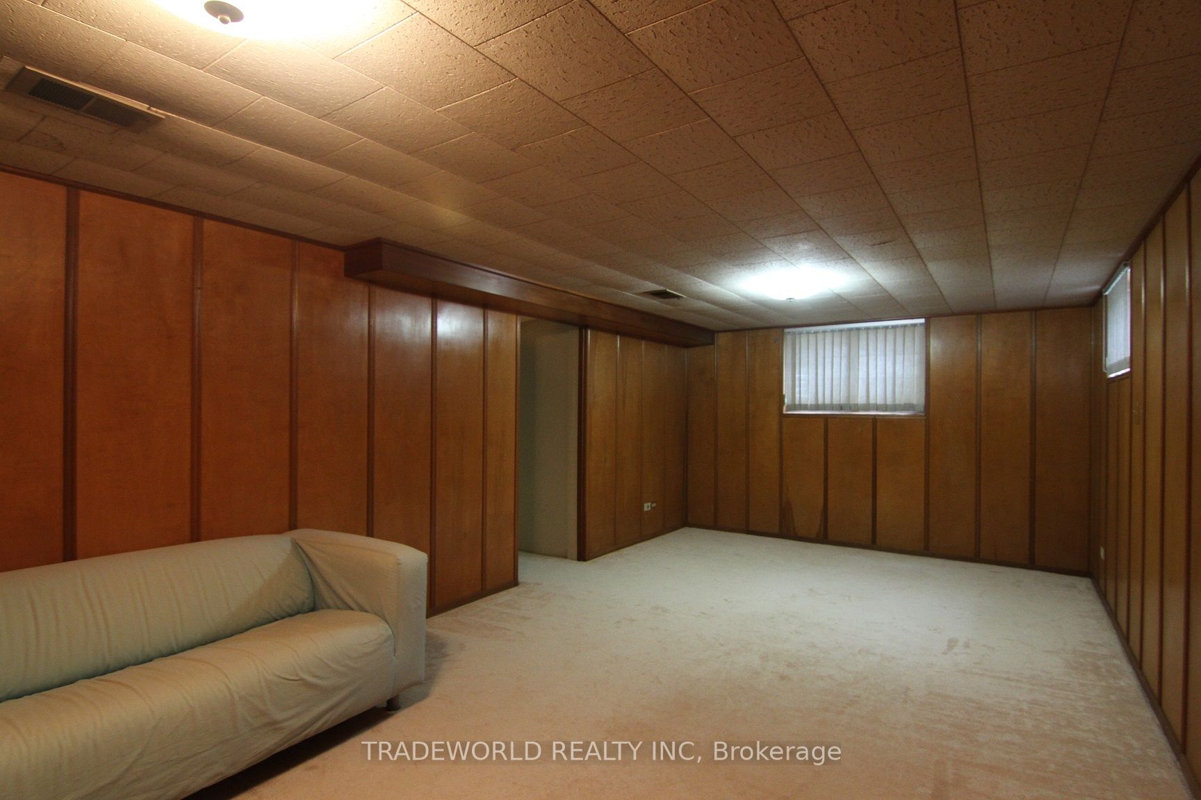 107 Elmwood Ave Property Photo 15