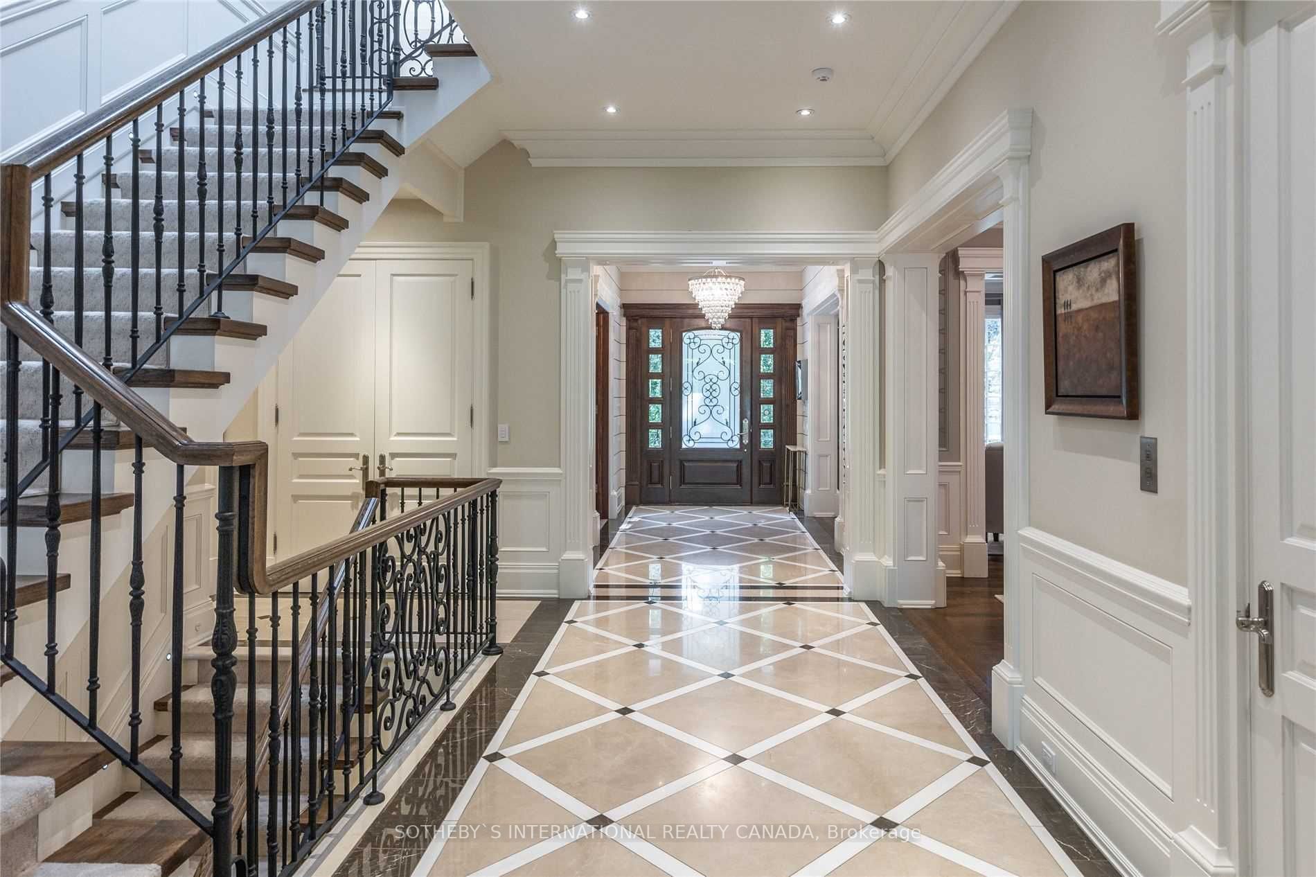 21 Parkwood Ave Property Photo 17