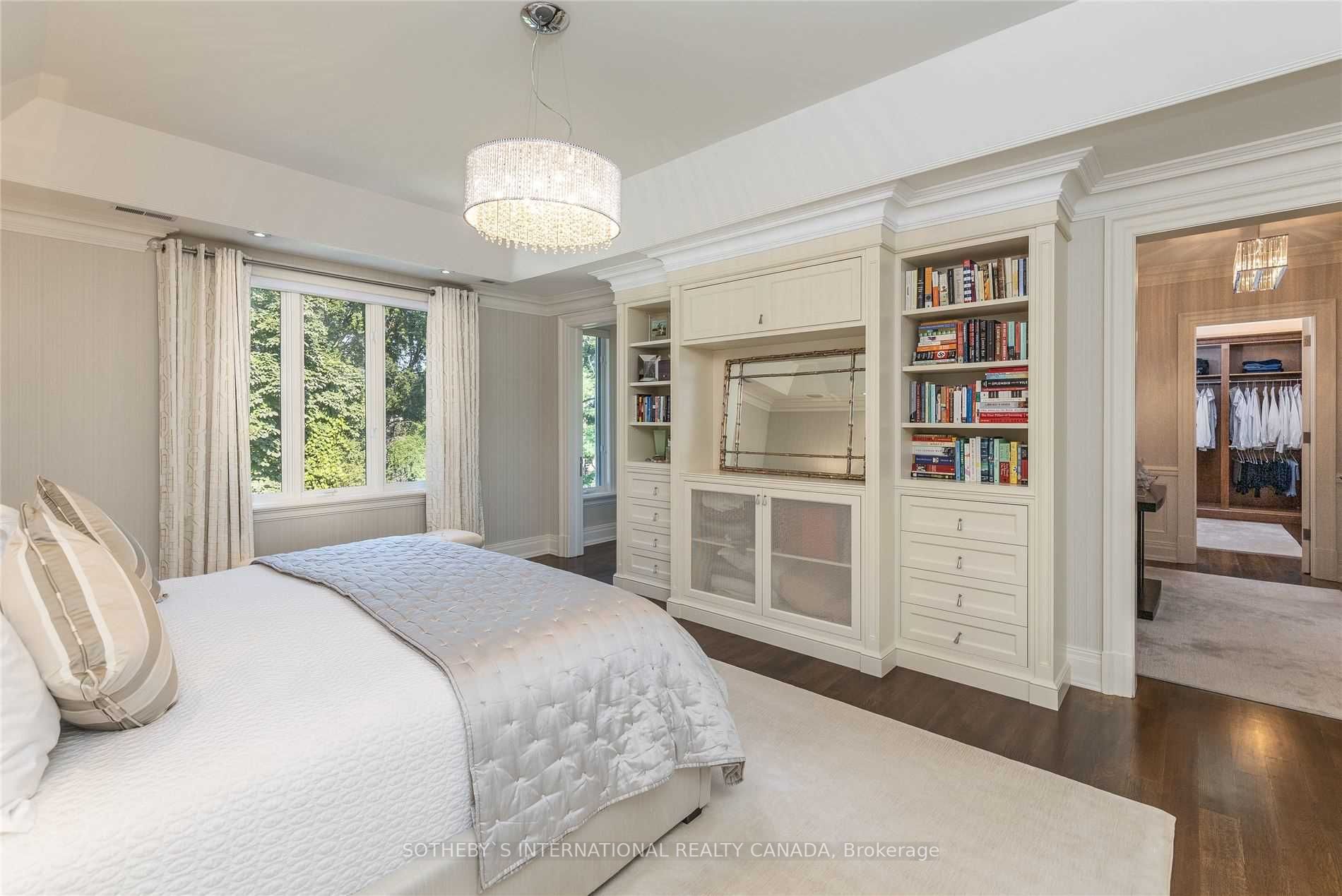 21 Parkwood Ave Property Photo 24