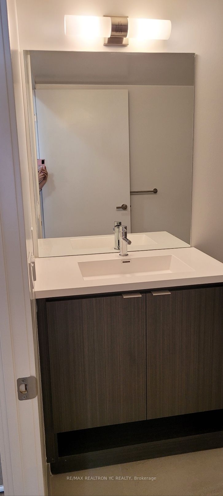 138 Downes St Property Photo 7