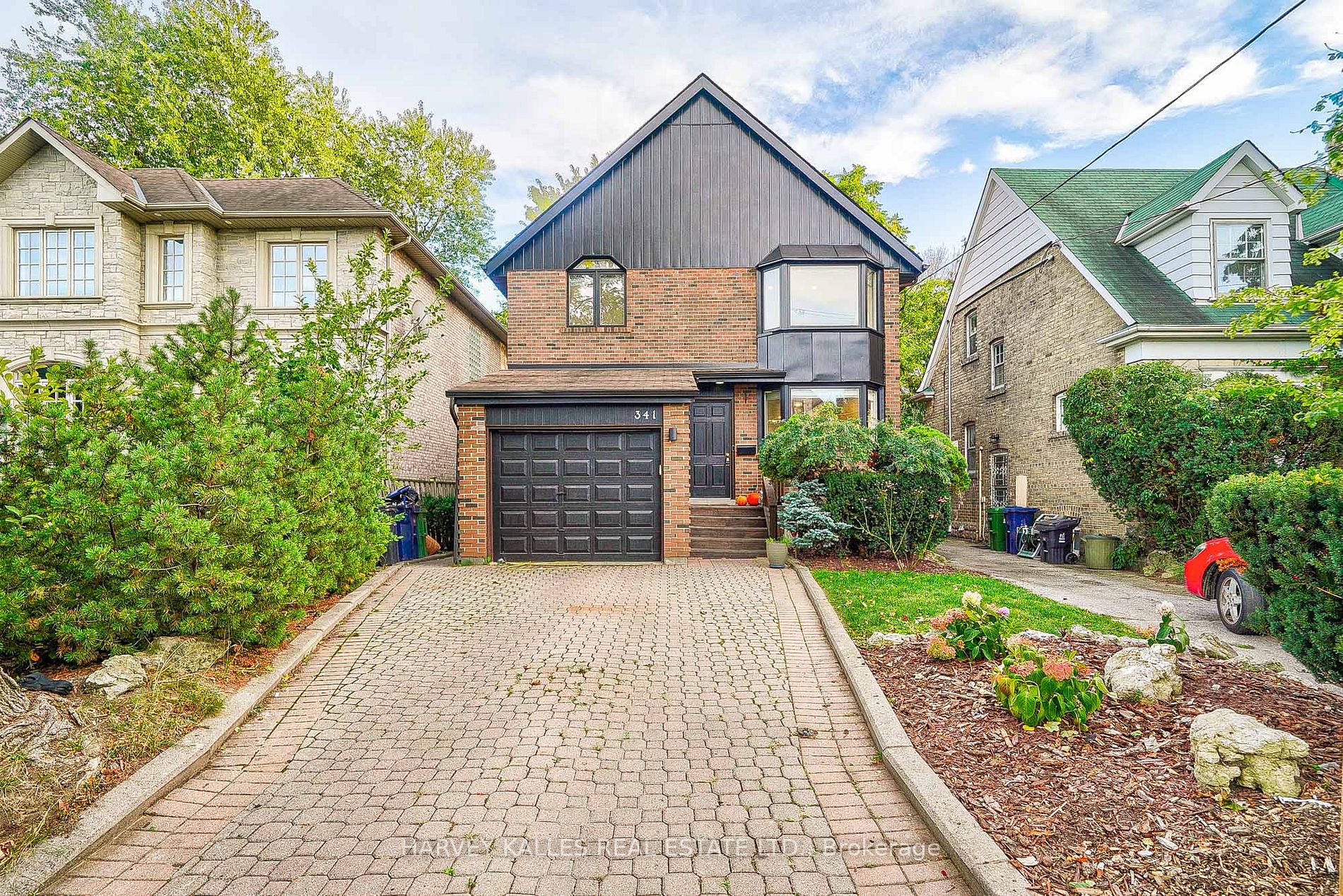 341 Glengarry Ave Property Photo 1