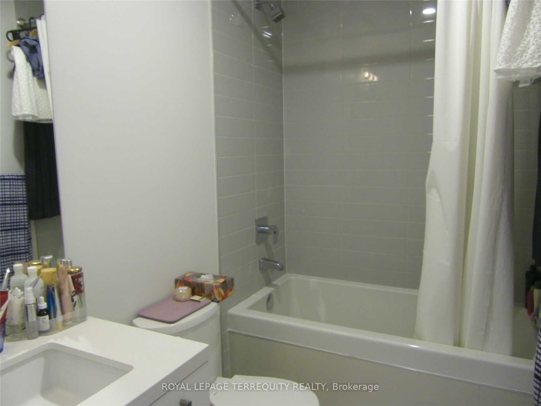 39 Brant St 9 Property Photo 10
