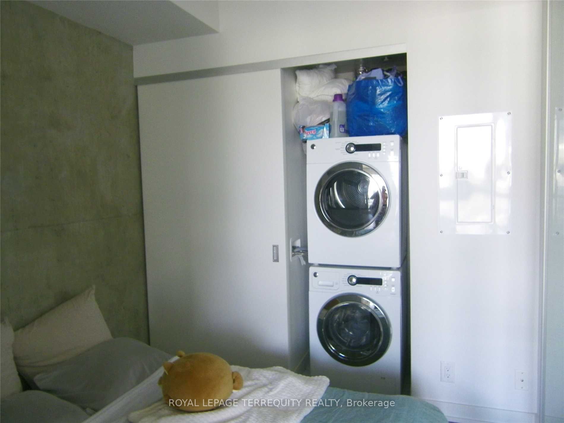 39 Brant St 9 Property Photo 11