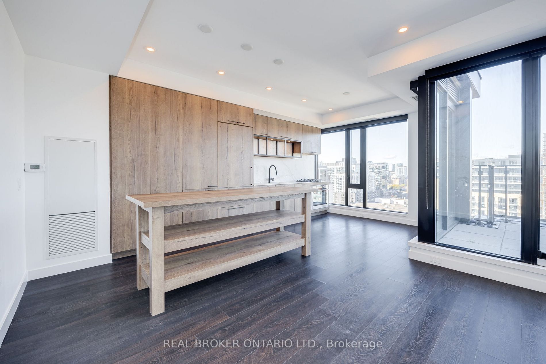 505 Richmond St W 5 Property Photo 1