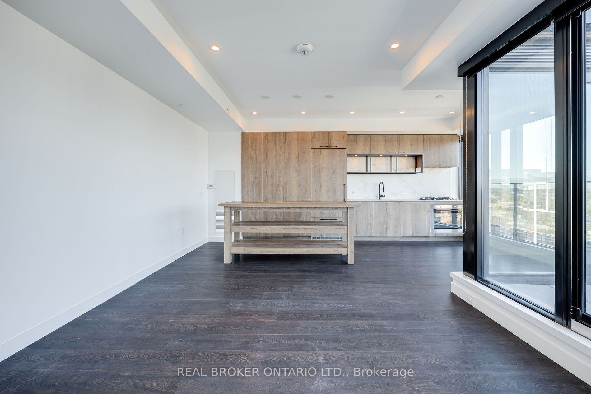 505 Richmond St W 5 Property Photo 8