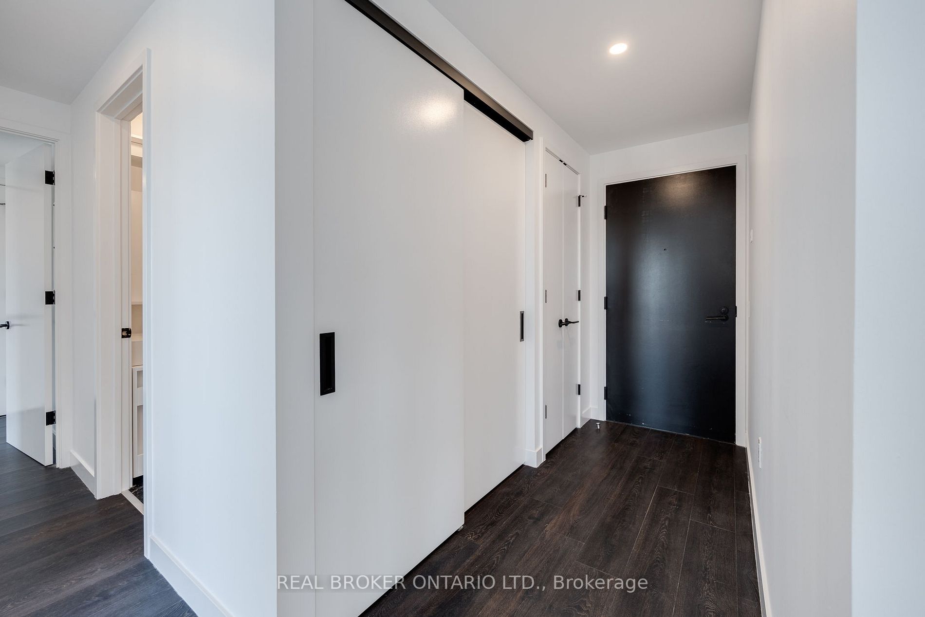 505 Richmond St W 5 Property Photo 18