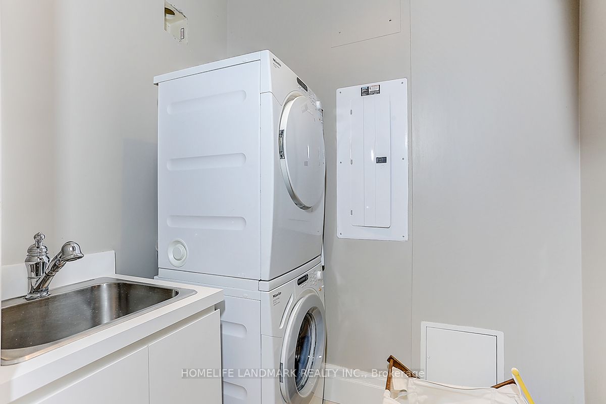 311 Bay St 01 Property Photo 34