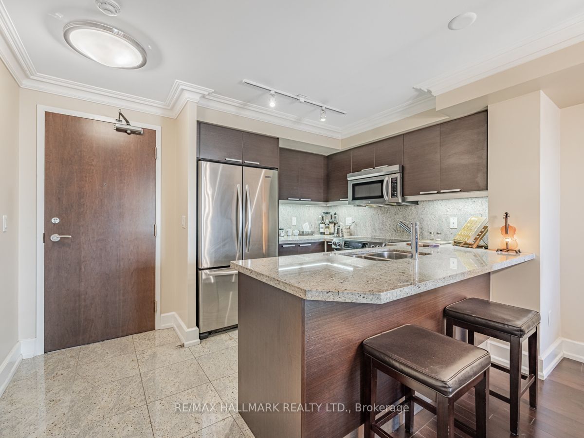 650 Sheppard Ave E 07 Property Photo 2