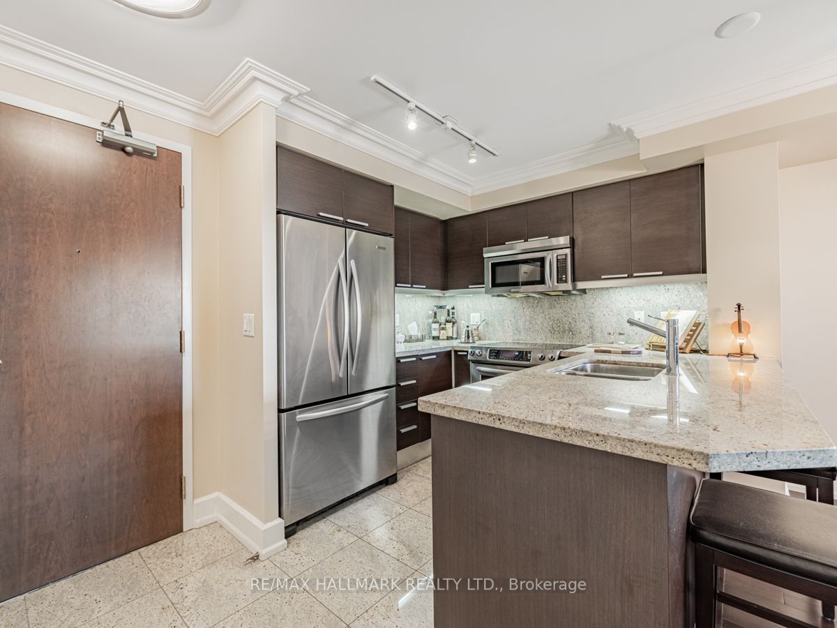 650 Sheppard Ave E 07 Property Photo 3