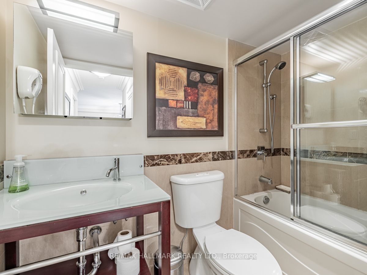 650 Sheppard Ave E 07 Property Photo 15