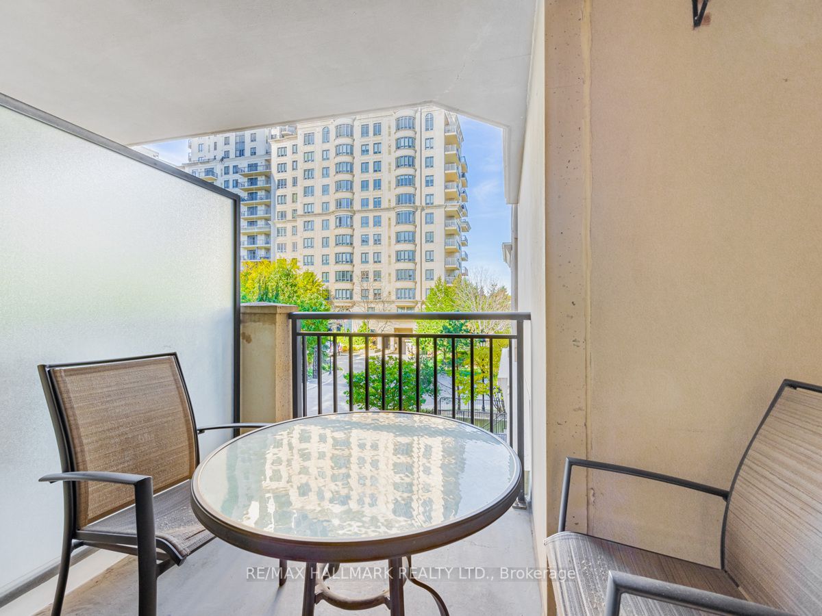 650 Sheppard Ave E 07 Property Photo 16