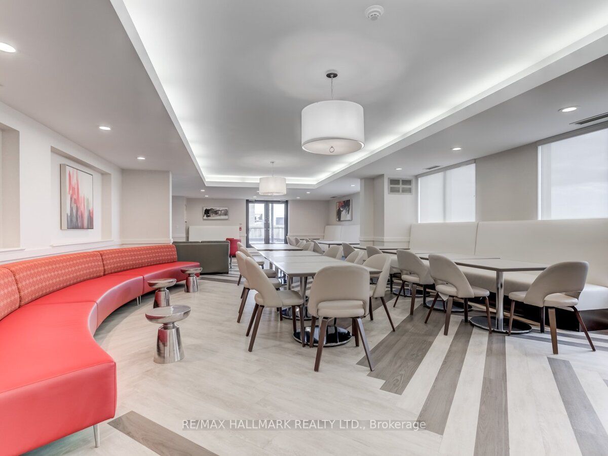 650 Sheppard Ave E 07 Property Photo 21