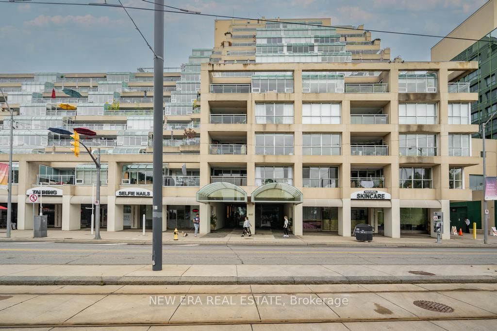 460 Queens Quay W 11 Picture